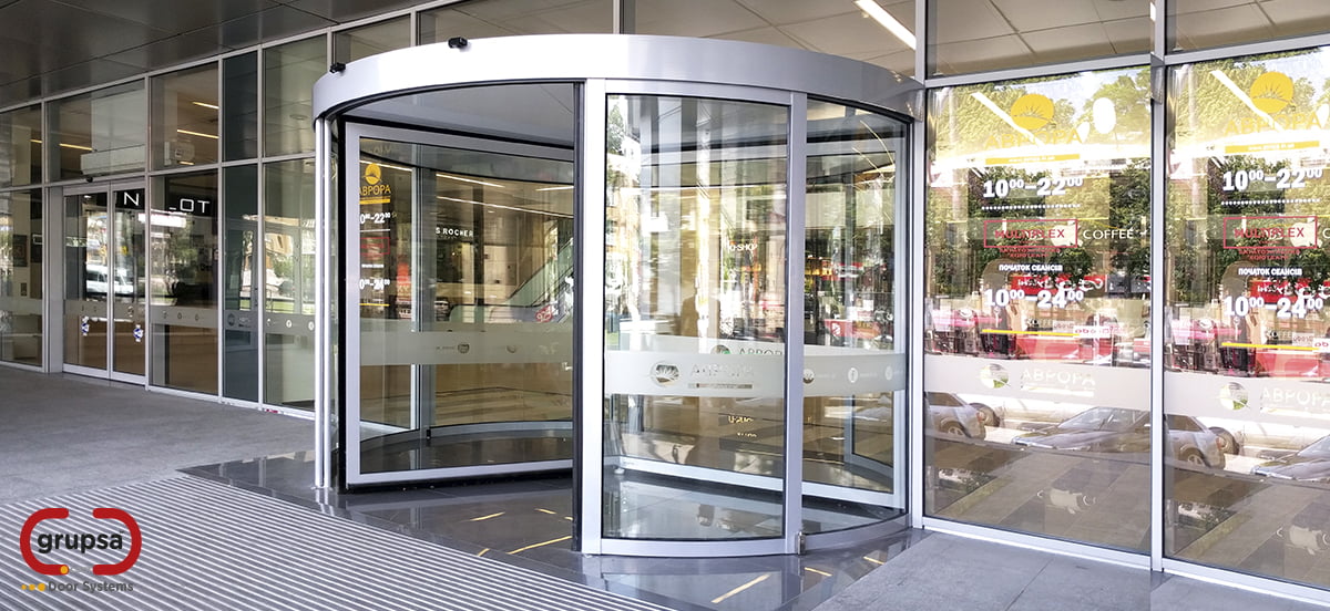 Puertas para centros comerciales y retail